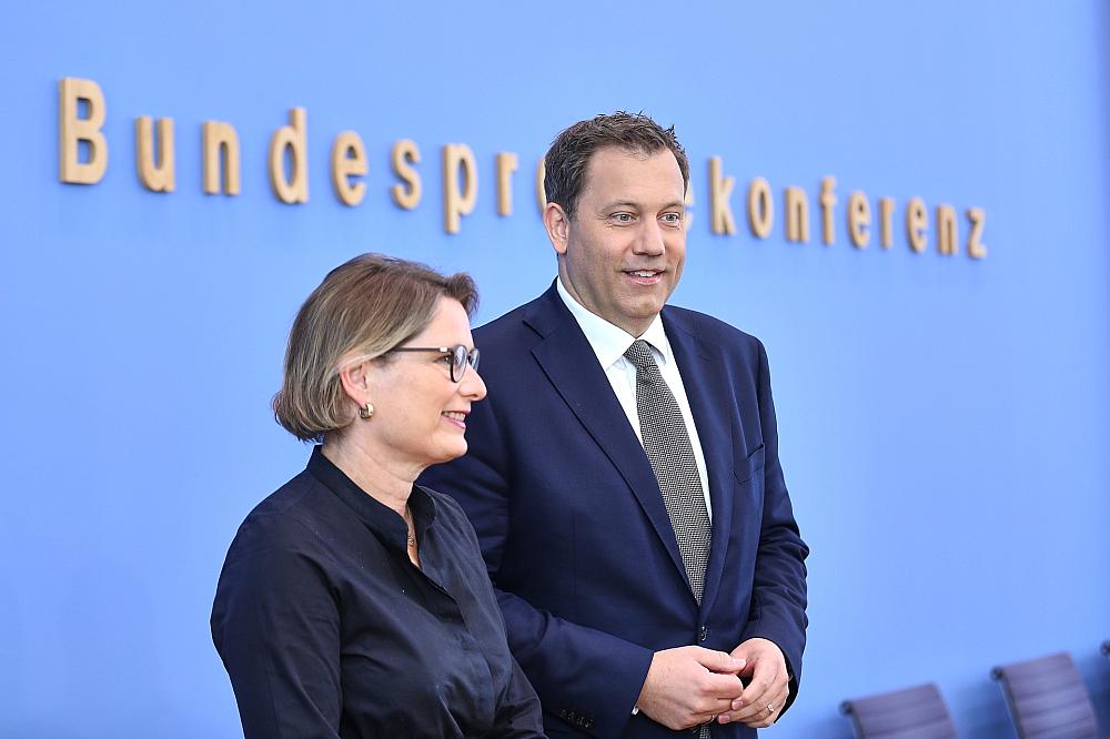 Bundesregierung plant Maßnahmenpaket gegen Steuerbetrug