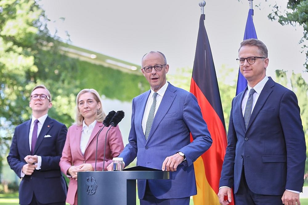 Verfassungsrechtler sieht verzögerte Minister-Vereidigung kritisch