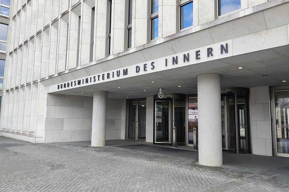 Sicherheitsbehörden prüfen Hinweise auf iranische Anschläge