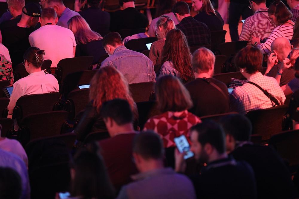 Ramona Pop gegen Social-Media-Verbot für Jugendliche