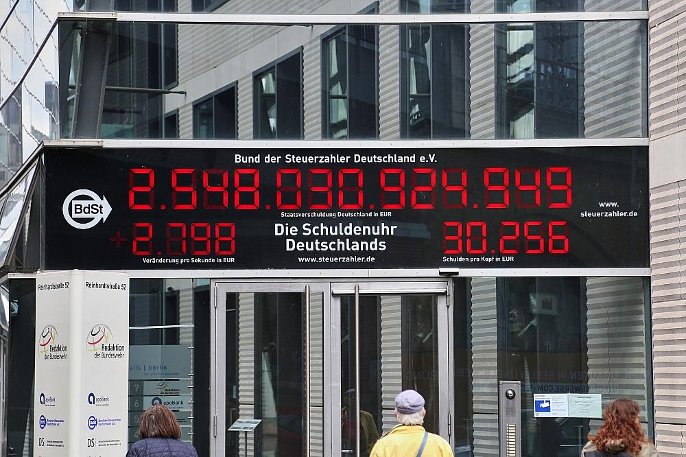 SPD bringt Aussetzen der Schuldenregel ins Spiel