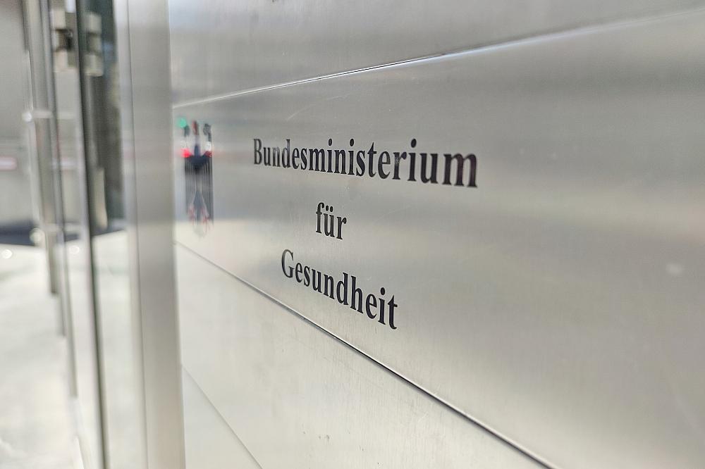 Bund hinterlegt 790 Millionen Euro für Masken-Klagen