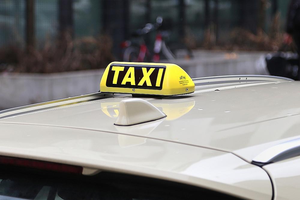 Bericht: Mercedes setzt wieder mehr auf Taxigeschäft