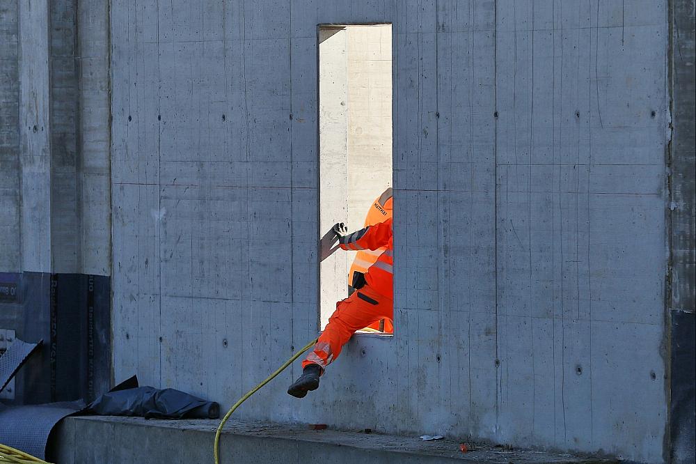 Auftragseingang im Bauhauptgewerbe legt deutlich zu