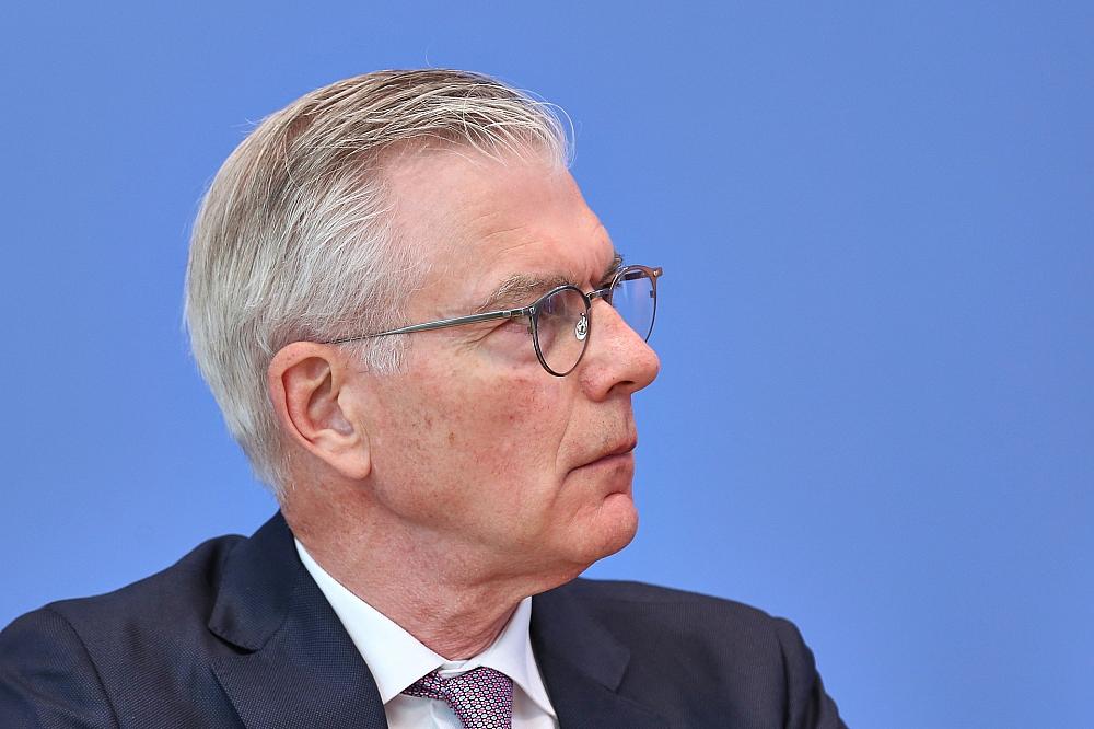 Wirtschaftsweiser gegen Aufschnüren des Rentenpakets