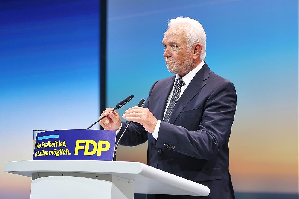 Kubicki fordert Bonus statt AU-Pflicht ab erstem Krankheitstag