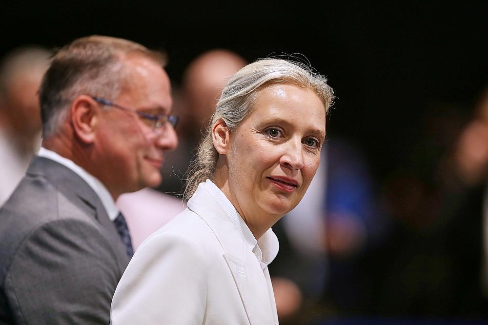Forsa: AfD weiterhin klar vor Union