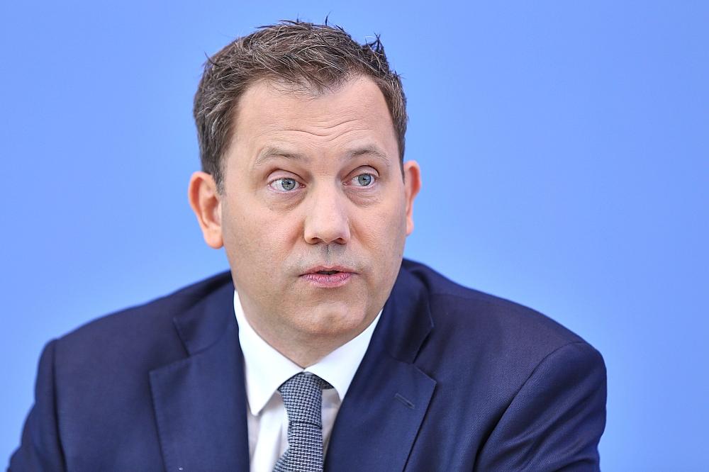 Klingbeil verspricht Start-ups bessere Steuerbedingungen
