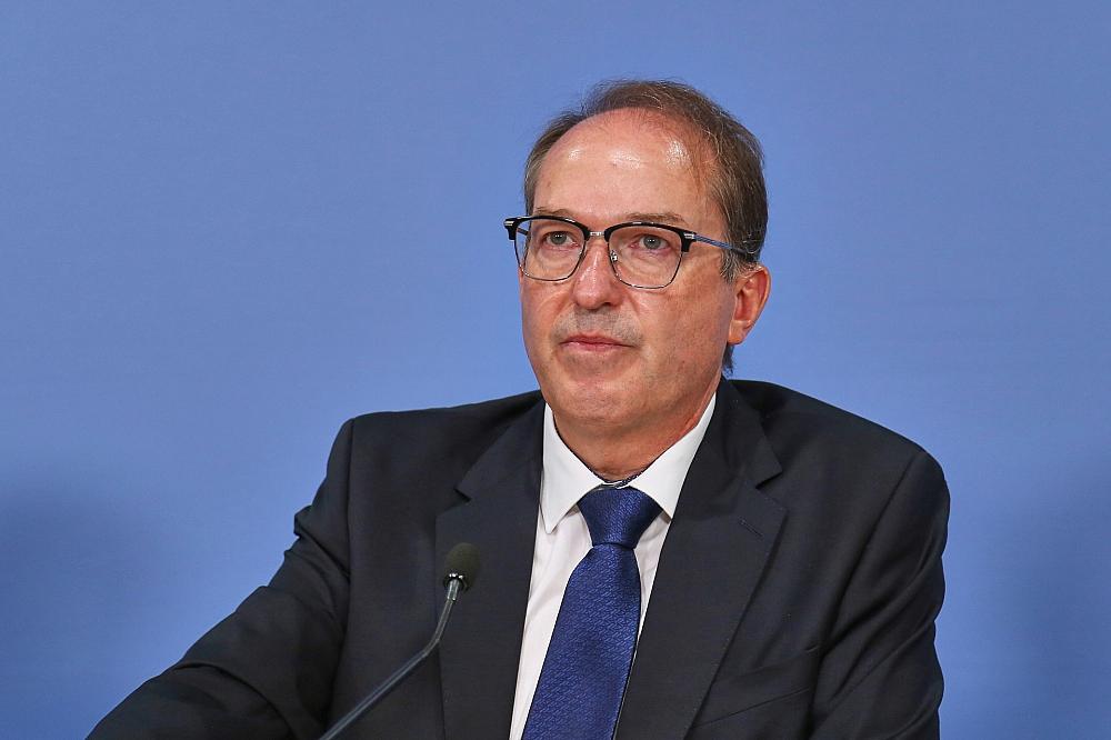 Dobrindt versichert: Kein „Kontrollverlust“ wie 2015