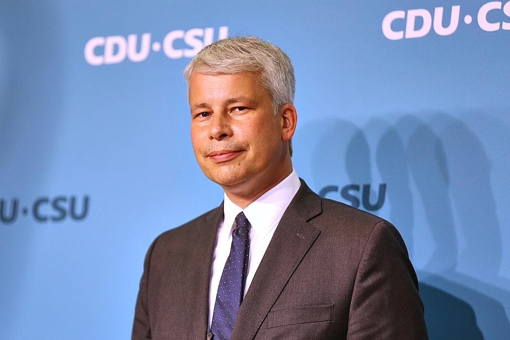 Bilger sieht Restrisiko für Drohnen-Anschläge an Flughäfen