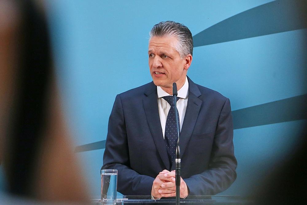 Frei: Bundesregierung bereitet sich auf neuen Zivildienst vor