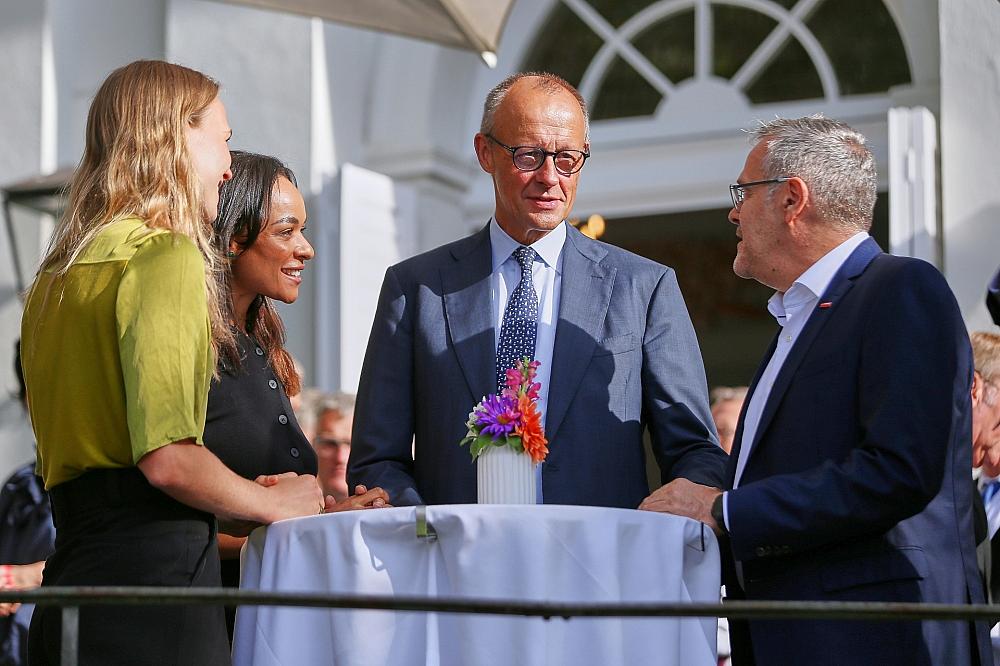 ZDH-Präsident fordert Senkung der Lohnnebenkosten