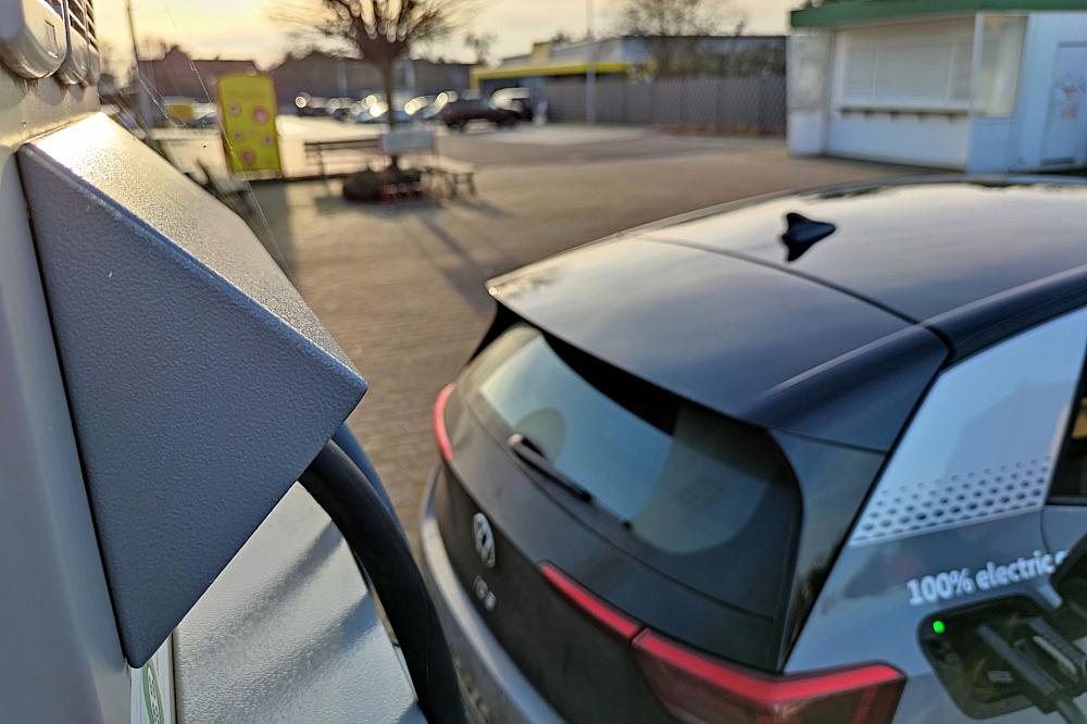 VDA gegen Begrenzung der E-Auto-Förderung auf deutsche Hersteller
