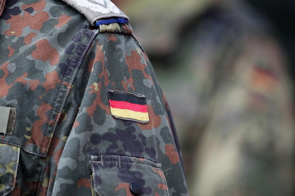 Leichter Anstieg bei Ostdeutschen in Spitzenpositionen