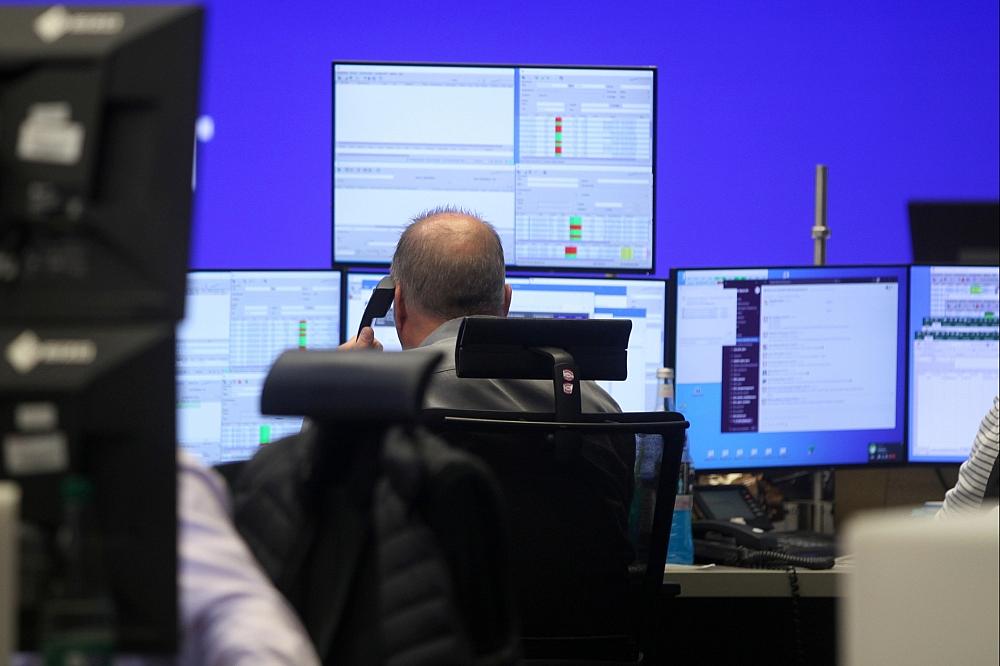 Dax am Mittag leicht im Plus – Unsicherheit bei US-Geldpolitik