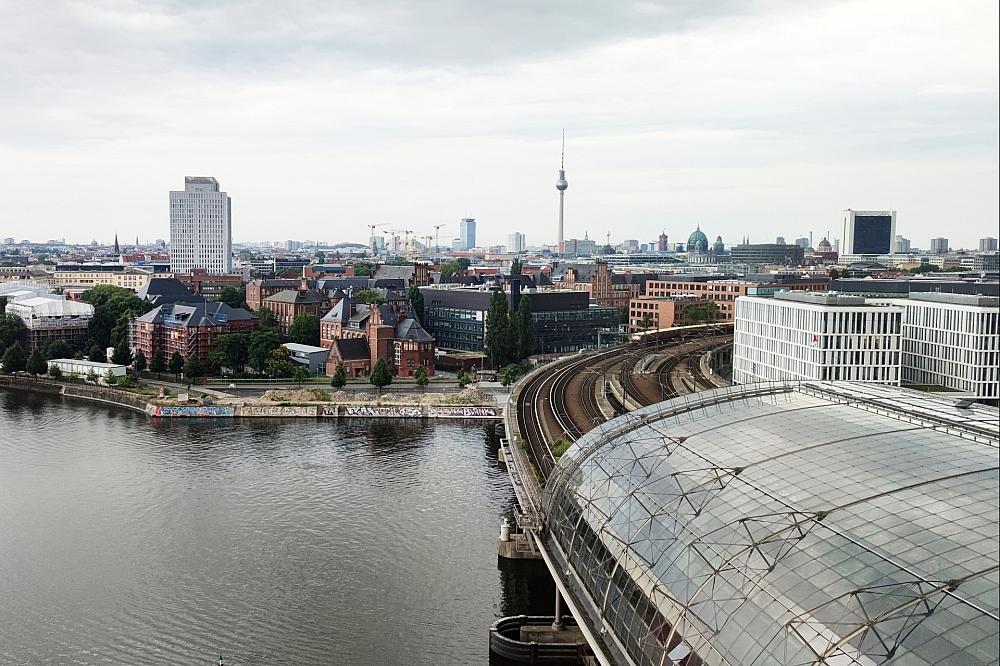 Bundesregierung siedelt KI-Sicherheitsinstitut in Berlin an