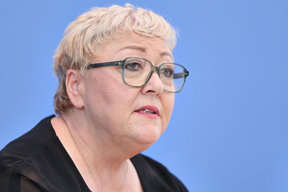 Zupke: 37.000 SED-Opfer beziehen noch Opferrente