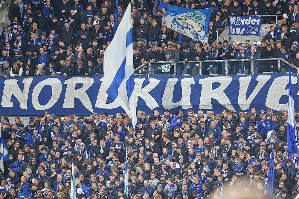 Schalke-Chef kritisiert TV-Geld-Verteilung