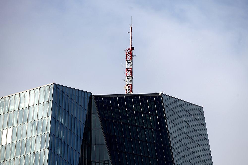 EZB erhöht Leitzins auf 2,5 Prozent