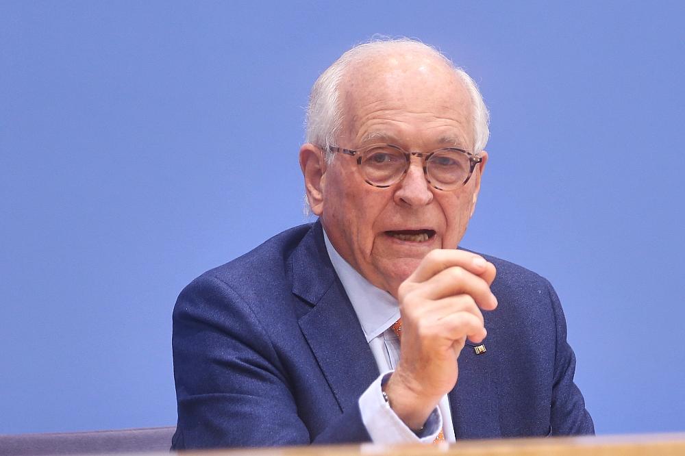 Ischinger warnt vor „gefährlichstem Herbst“ seit Ukraine-Krieg