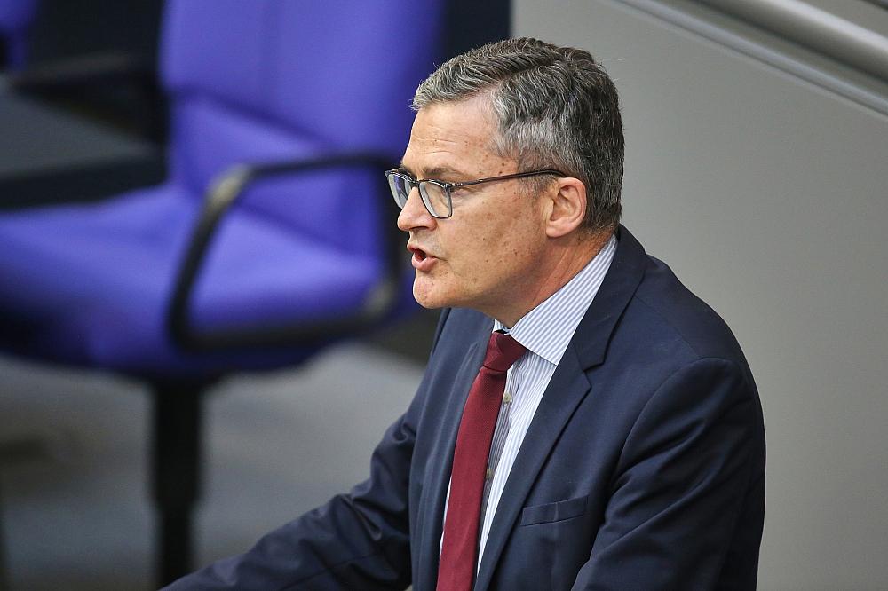 Kiesewetter und Strack-Zimmermann fordern harte Reaktion auf Drohnenangriff