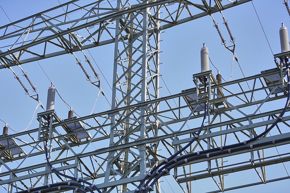 SPD fordert mehr Erdverkabelung zum Schutz der Stromnetze