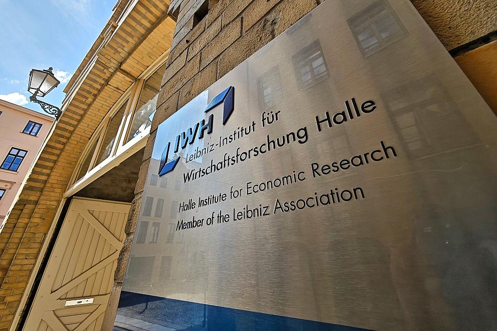 IWH: Firmenpleiten gehen im August zurück – weiter hohes Niveau