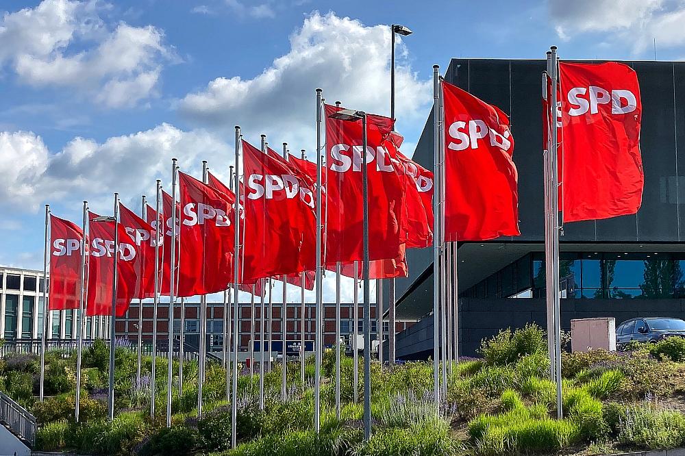 SPD-Parteiführung will Konvent im Dezember ausrichten