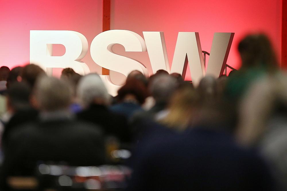 Thüringen: Zehn BSW-Abgeordnete verlassen zunächst nur Partei