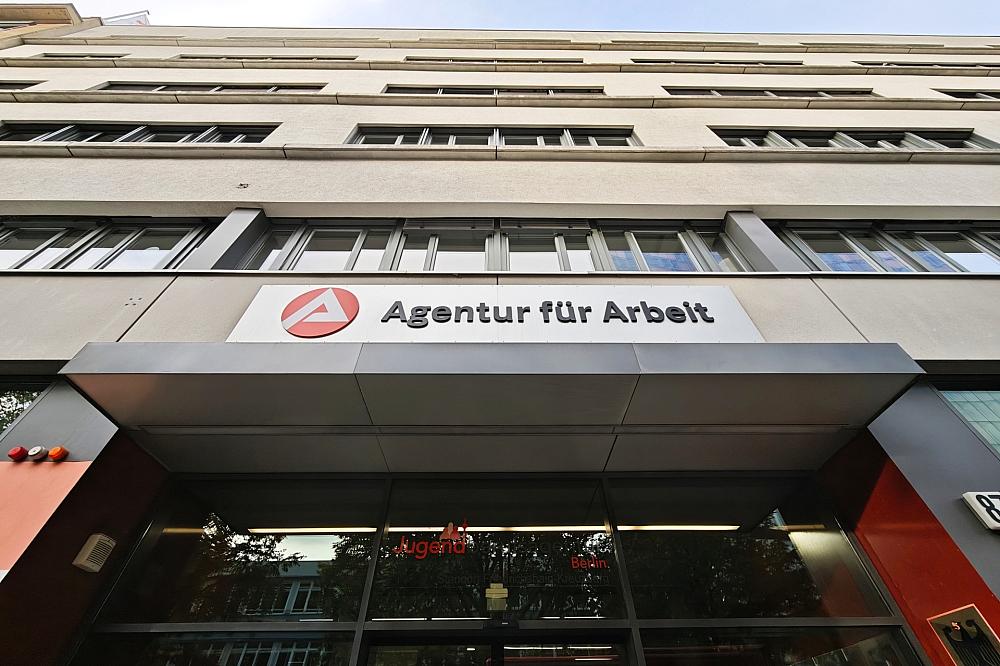 Arbeitsmarktforscher schlägt Abfindungen für Jobwechsel vor