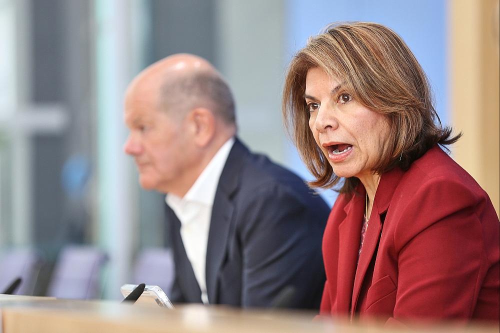 Nord-Süd-Kommission: Gröhe will faire Entwicklungschancen für alle
