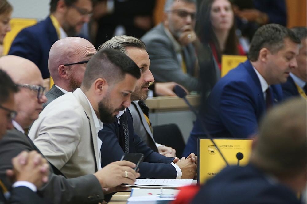 Sachsen-Anhalt: CDU-Fraktion will bei MP-Wahl Plenum verlassen