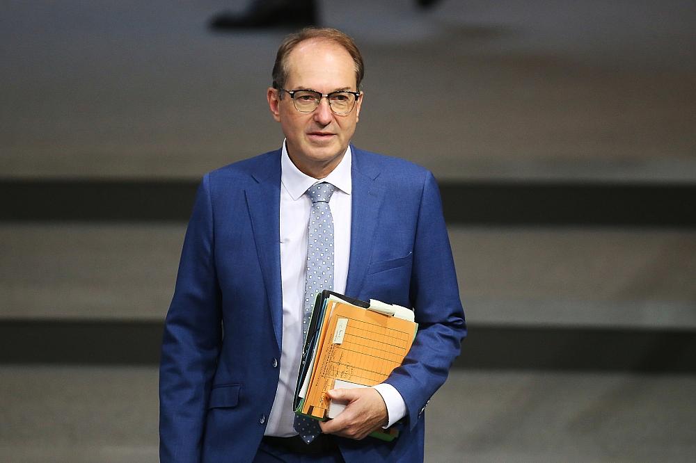 Jurist zweifelt Dobrindts Investitionsschutzgesetz an