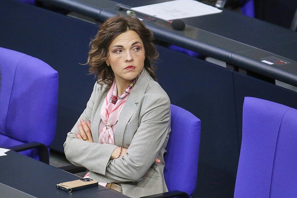 Ostbeauftragte will „Schutzschild“ für Zivilgesellschaft