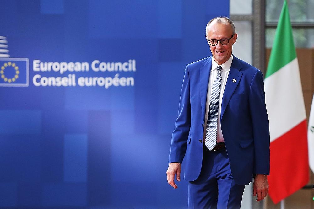 Merz pocht auf deutliche Kürzungen bei EU-Haushaltsplänen