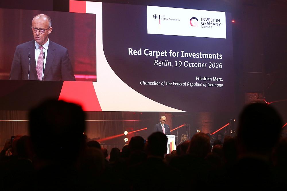 Merz wirbt für ausländische Investitionen in Deutschland