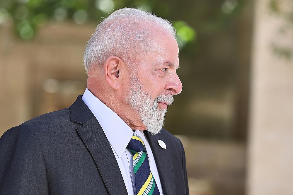 Brasilien: Bolsonaro-Sohn und Lula gehen in Stichwahl