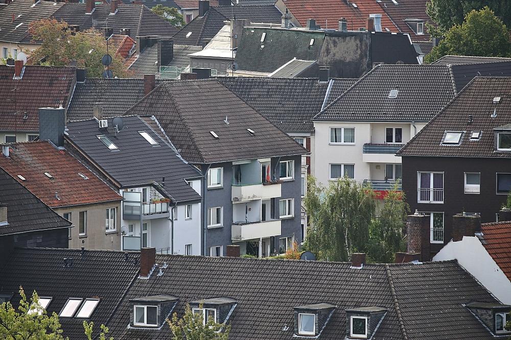Versicherer warnen vor Unbezahlbarkeit von Gebäudepolicen